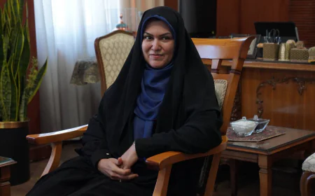 عضو کمیسیون اقتصادی:اولویت اصلی کشور صیانت از اشتغال و احیای صنایع مادر است/ بانک‌ها مانع تعدیل نیرو در واحدهای آسیب‌دیده از جنگ شوند