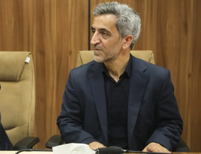عضو کمیسیون برنامه و بودجه مجلس: راهکاری های جبران کسری بودجه نباید منجر به تضعیف معیشت مردم شود