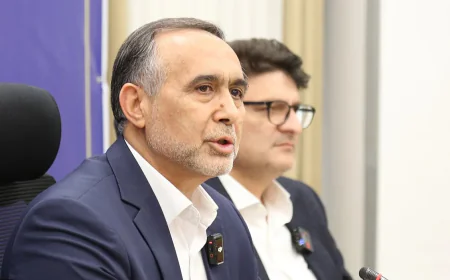 حبیب‌زاده: خونخواهی رهبر شهید را به یک پرونده حقوقی تقلیل ندهیم